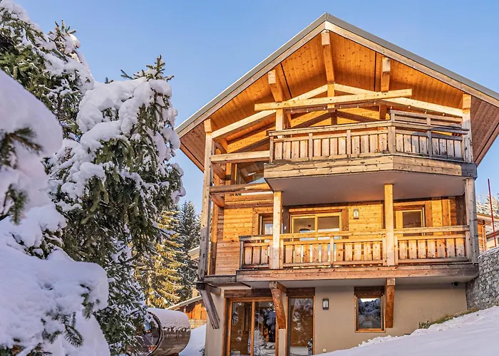 Nouveau ! Chalet Octopussy Avec Jacuzzi Et Sauna, 4 Chambres Pour 8 Personnes