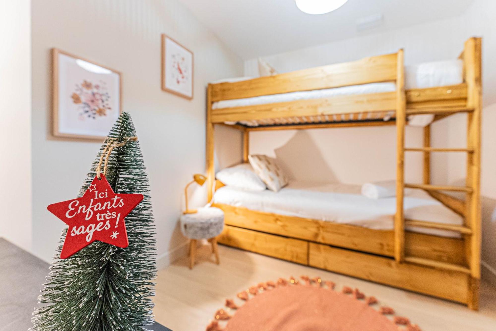 Nouveau ! Octopussy Avec Jacuzzi Et Sauna, 4 Pour 8 Personnes Chalet *